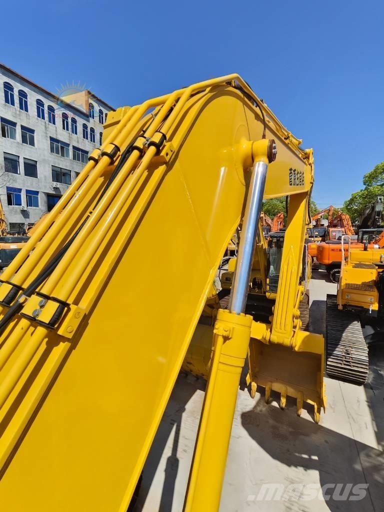 Komatsu PC 220-8 Гусеничные экскаваторы