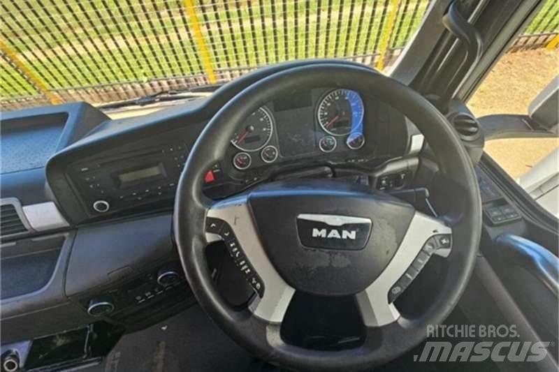MAN 26 SERIES Специальные грузовики
