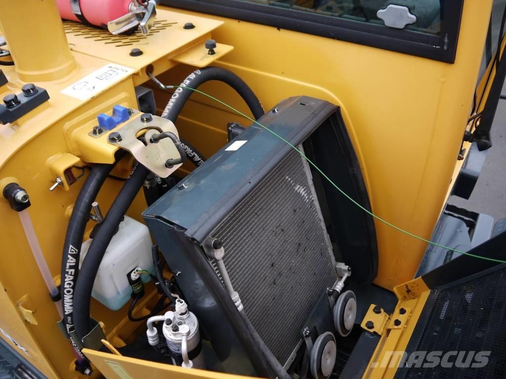 Hyundai R 55W-9A Колёсные экскаваторы