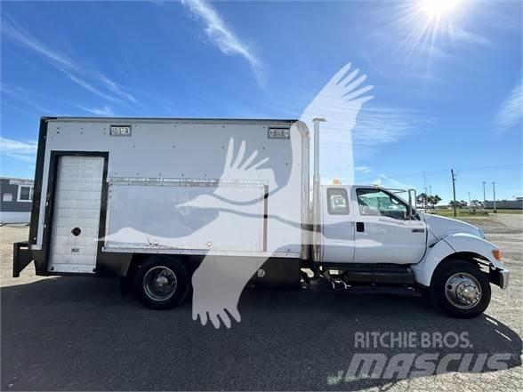 Ford F750 SD Строительная техника - Другие