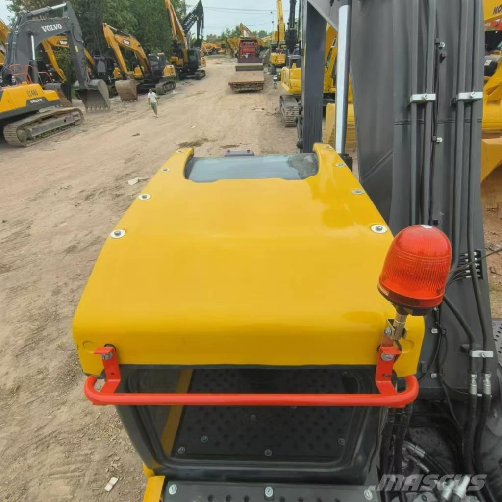 Volvo EC 240 Гусеничные экскаваторы
