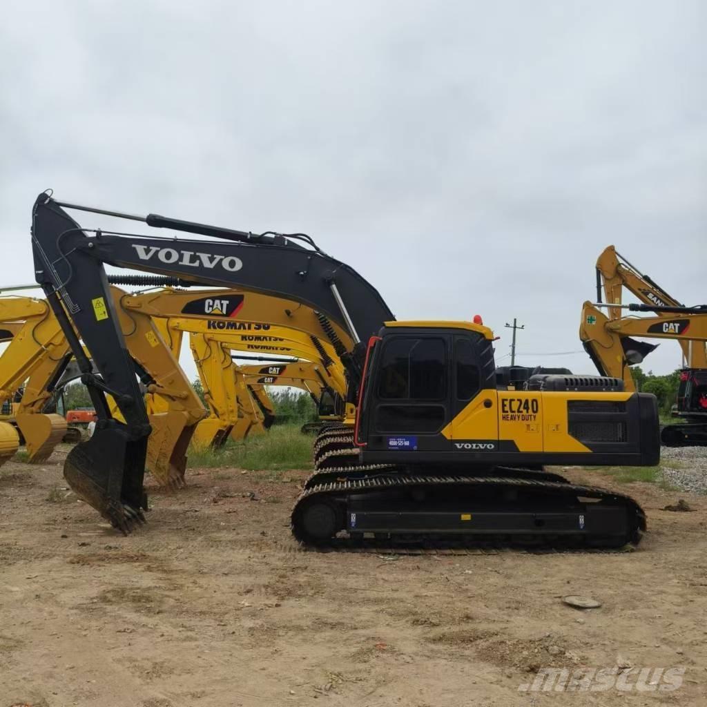 Volvo EC 240 Гусеничные экскаваторы