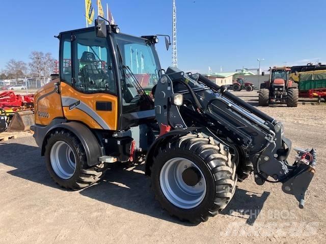 GiANT G5000 tele Сельскохозяйственные телескопические погрузчики