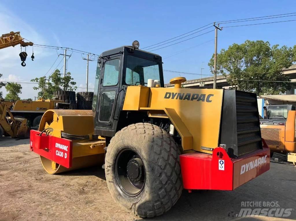 Dynapac CA 30 D Грунтовые катки