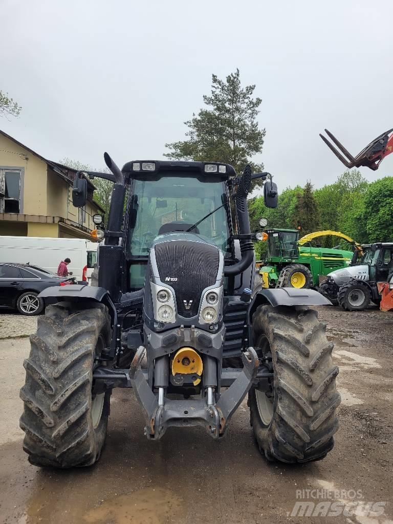 Valtra N 104 Трактора