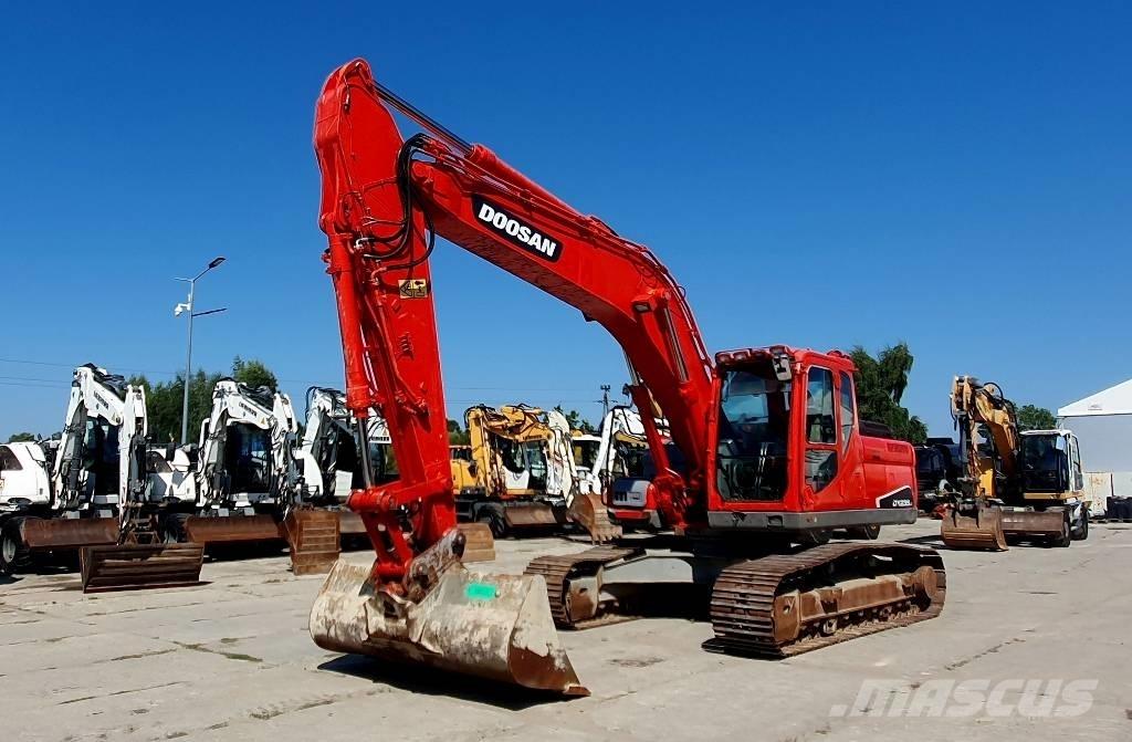 Doosan DX 235 LC Гусеничные экскаваторы