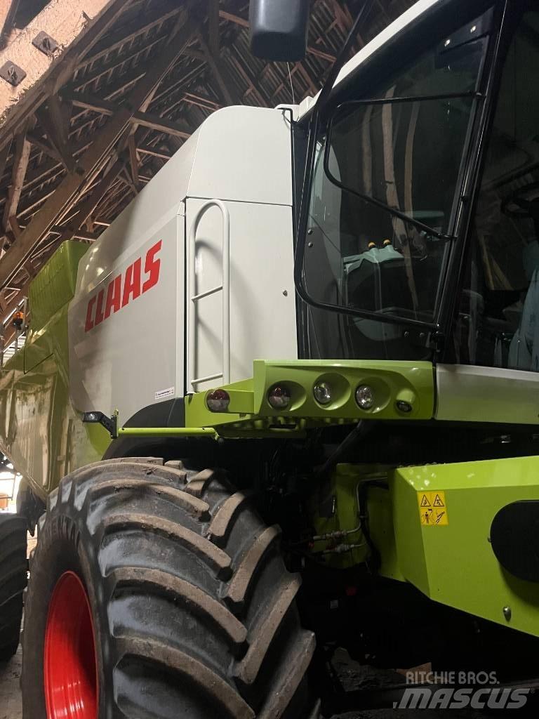 CLAAS LEXION 760 Зерноуборочные комбайны