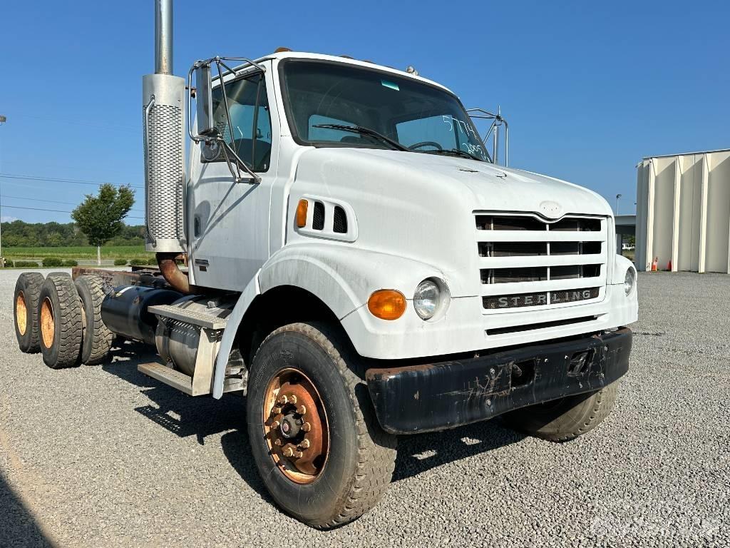 Sterling L 7500 Шасси с кабиной