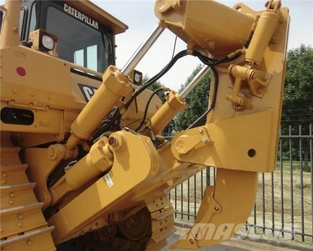 CAT D 8 R Гусеничные бульдозеры