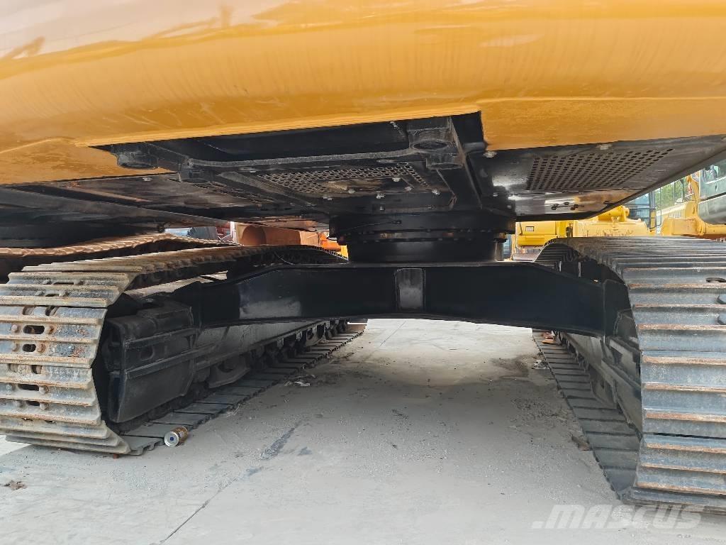 Sany SY 215 C Гусеничные экскаваторы