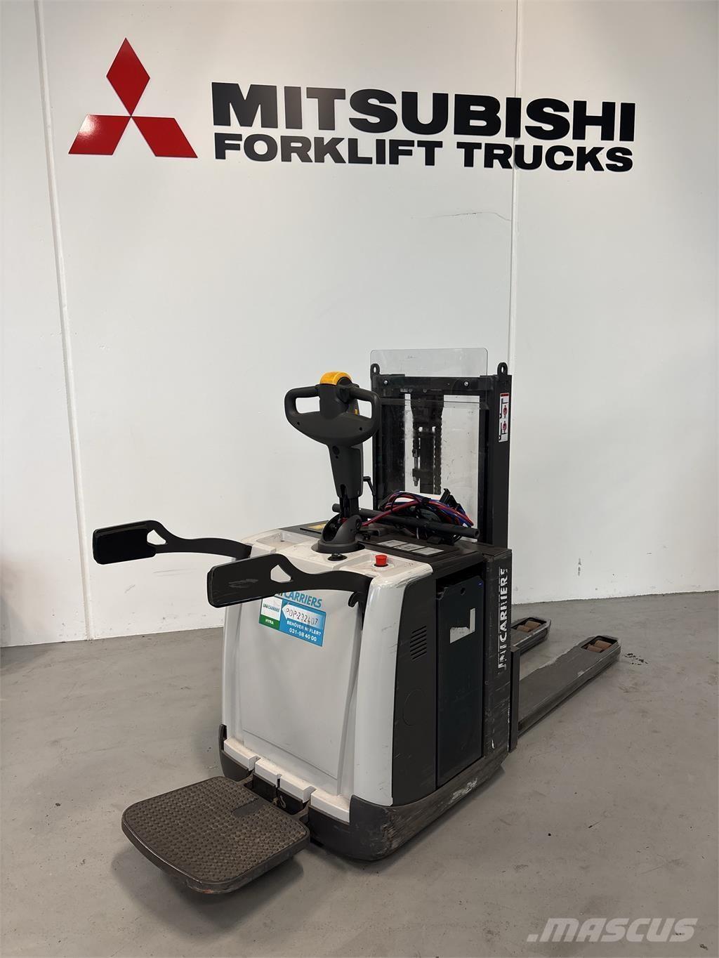 Atlet PDP200 Самоходные электроштабелёры