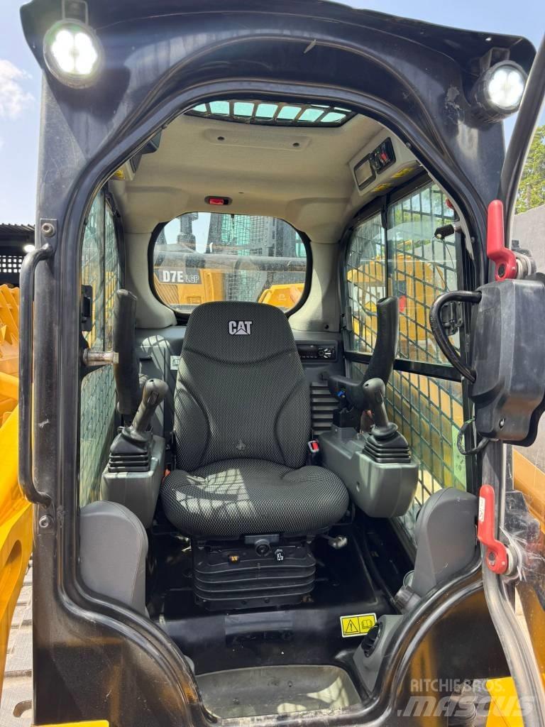CAT 259D3 Мини-погрузчики