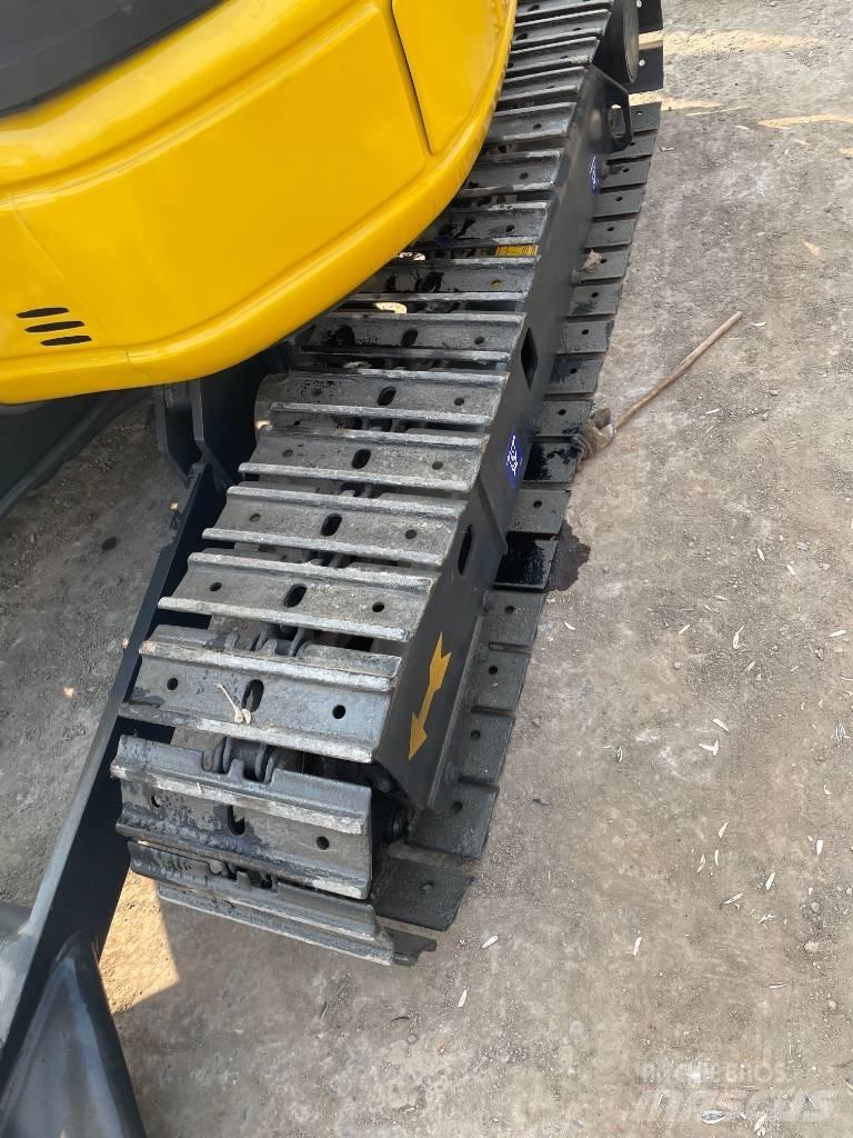 Komatsu PC 35 Мини-экскаваторы