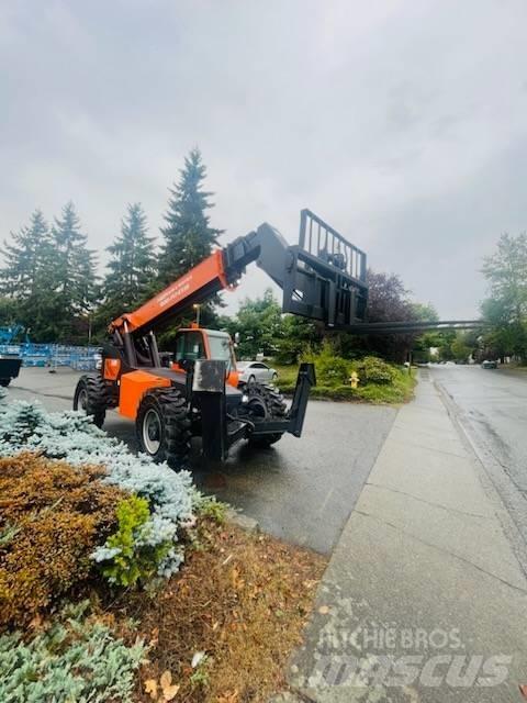 SkyTrak 10054 Телескопические погрузчики