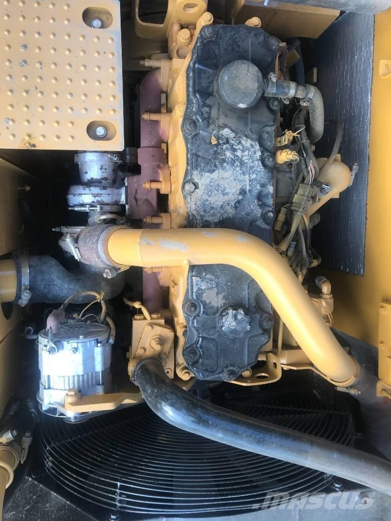 CAT 325 D L Гусеничные экскаваторы