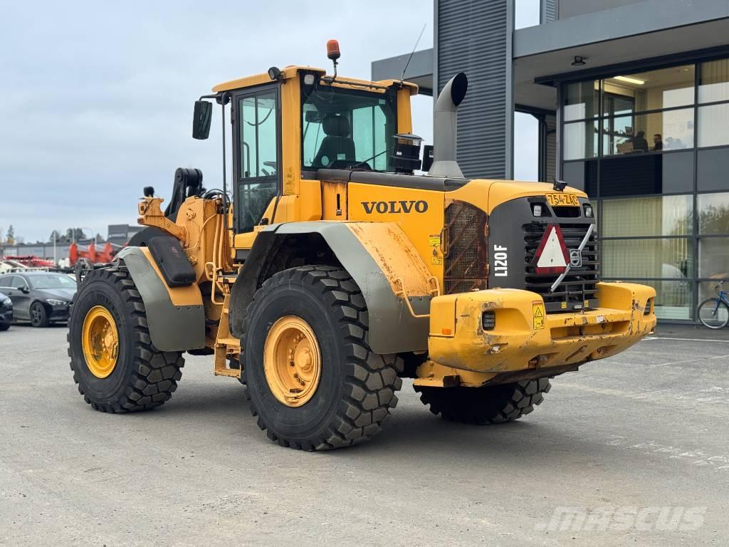 Volvo L 120 F Фронтальные погрузчики