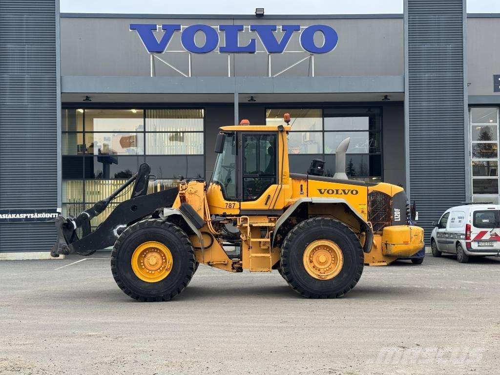 Volvo L 120 F Фронтальные погрузчики