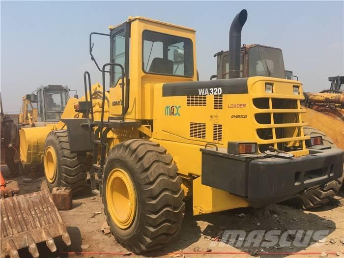 Komatsu WA 320-3 Фронтальные погрузчики