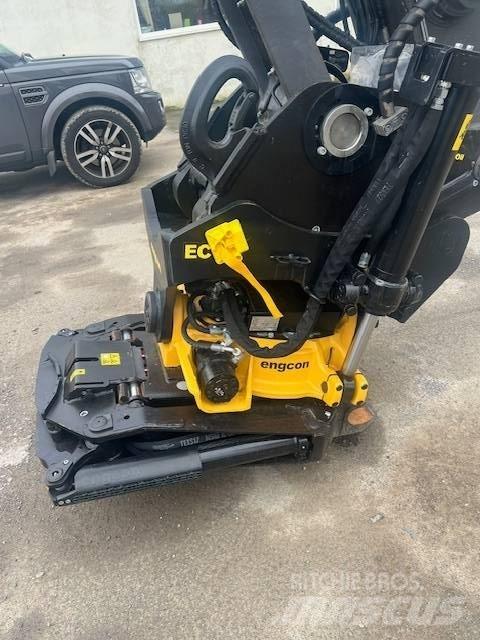Volvo EC220EL Гусеничные экскаваторы