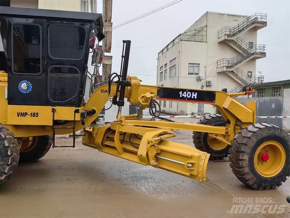 CAT 140H Грейдеры