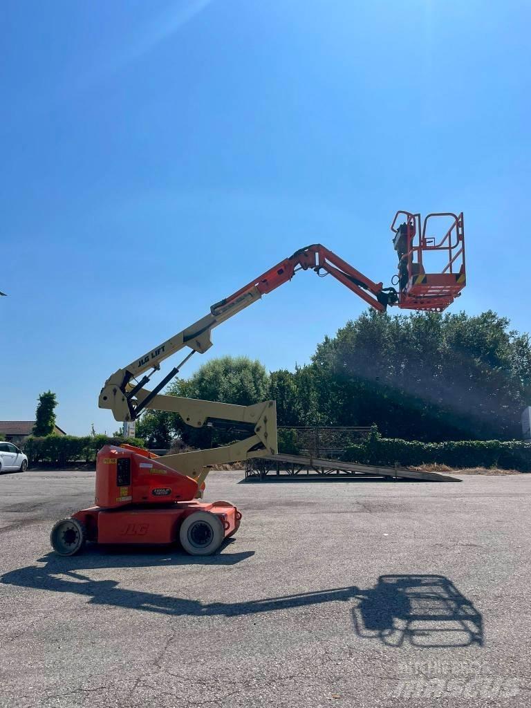 JLG E 400 AJP Коленчатые подъемники