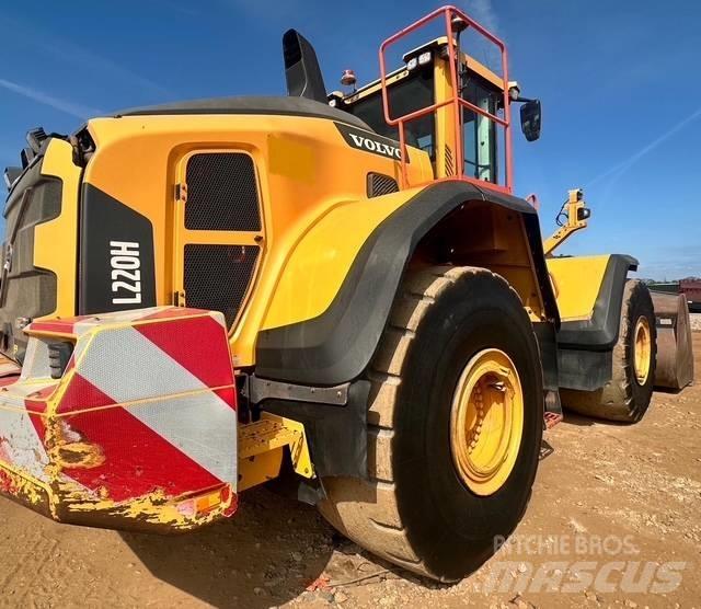 Volvo L 220 H Фронтальные погрузчики