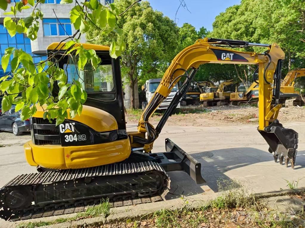 CAT 304 CR Мини-экскаваторы
