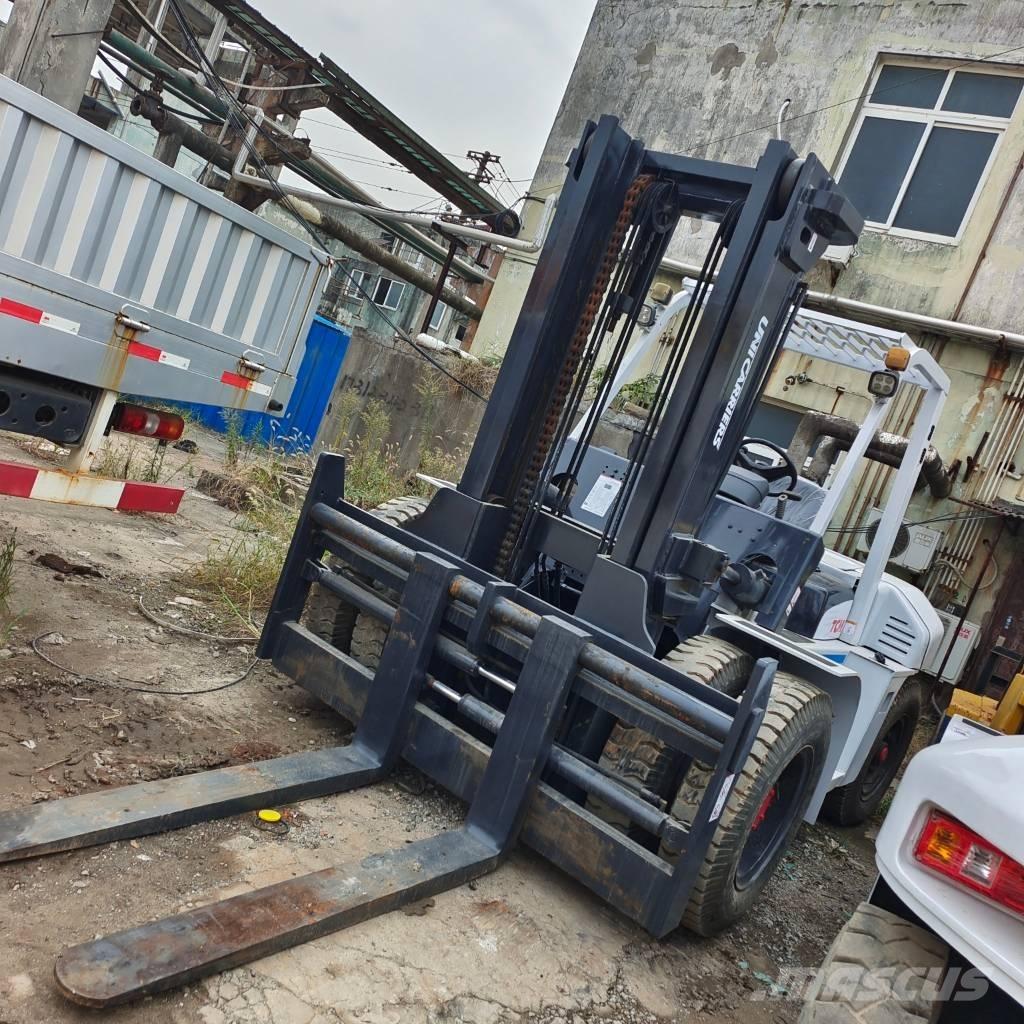TCM FD 100 Дизельные погрузчики