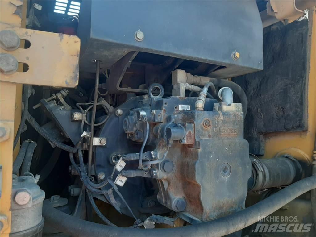 Komatsu PW180-7 Колёсные экскаваторы
