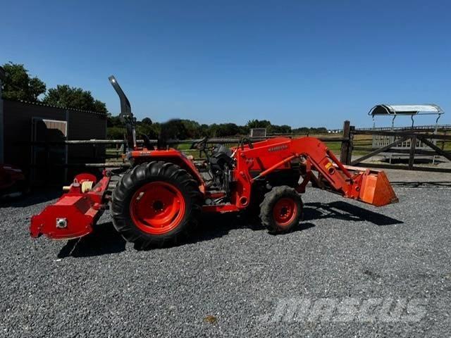 Kubota L 4100 Коммунальные тракторы