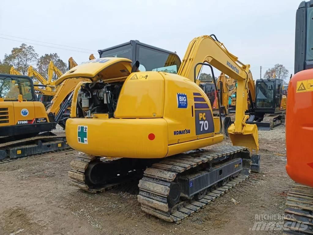 Komatsu PC 70-8 Гусеничные экскаваторы