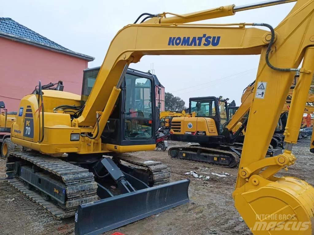 Komatsu PC 70-8 Гусеничные экскаваторы