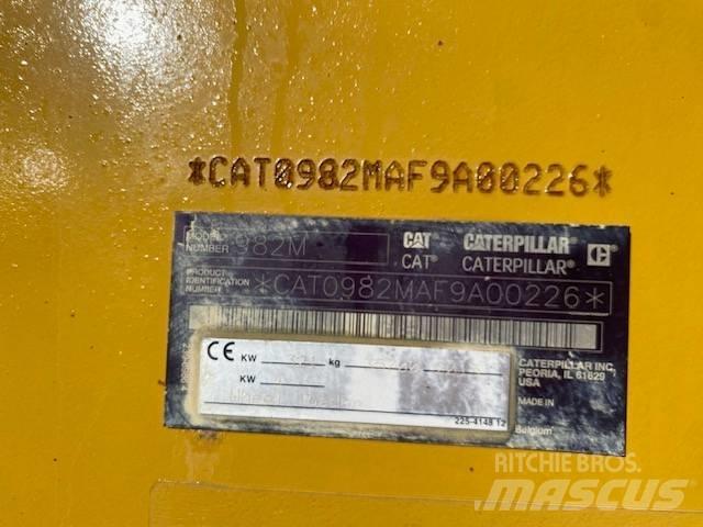 CAT 982 M Фронтальные погрузчики