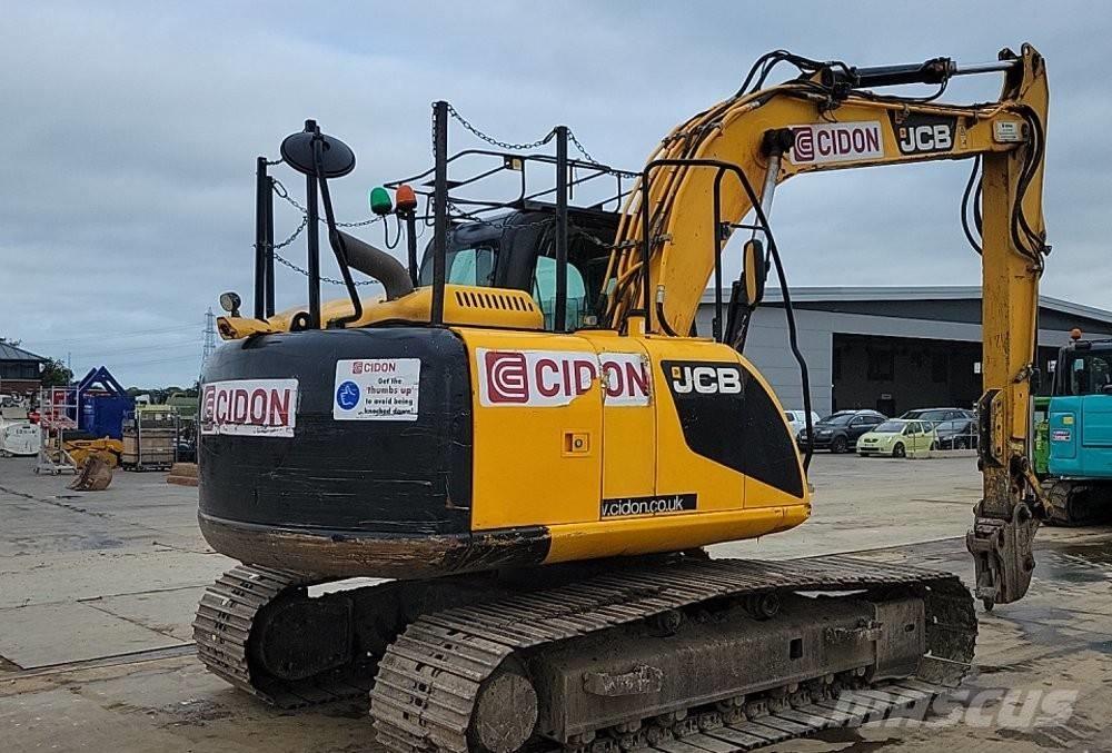 JCB JS 130 LC Гусеничные экскаваторы