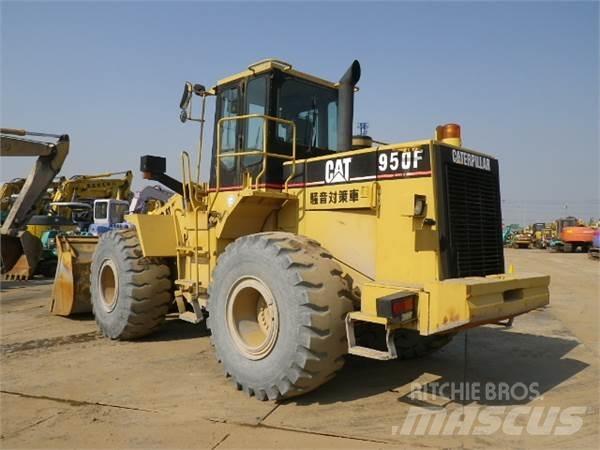 CAT 950F Фронтальные погрузчики