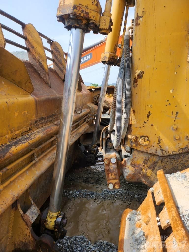 CAT D 9 N Гусеничные бульдозеры
