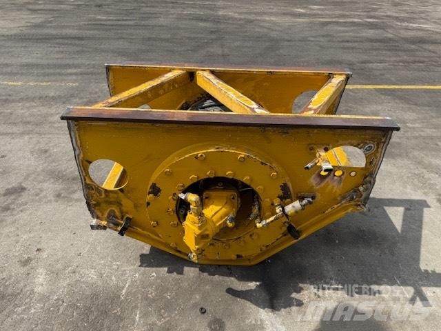 Bauer USED WINCH Комплектующие и запасные части для бурильных установок
