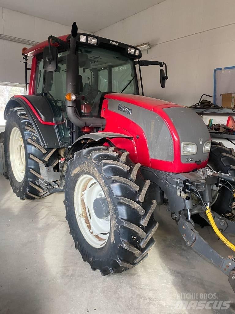 Valtra N 101 Трактора