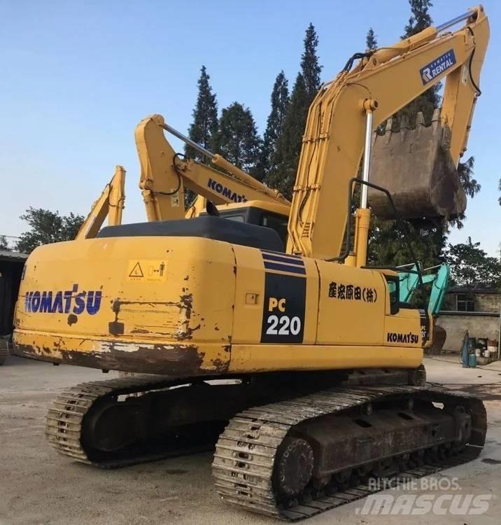 Komatsu pc220-7 Гусеничные экскаваторы
