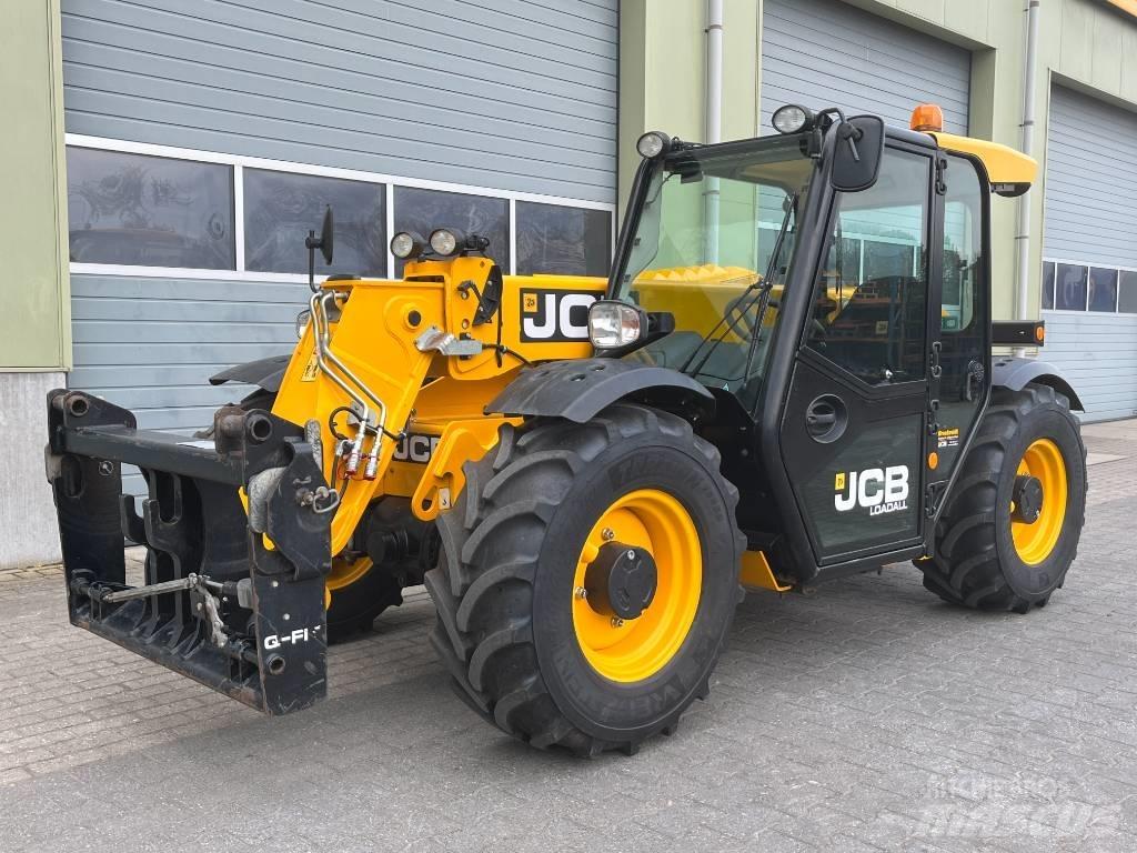 JCB 527-58 Agri Plus Сельскохозяйственные телескопические погрузчики