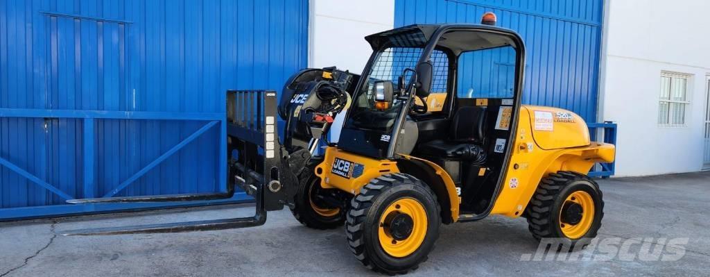 JCB 520-40 Телескопические погрузчики