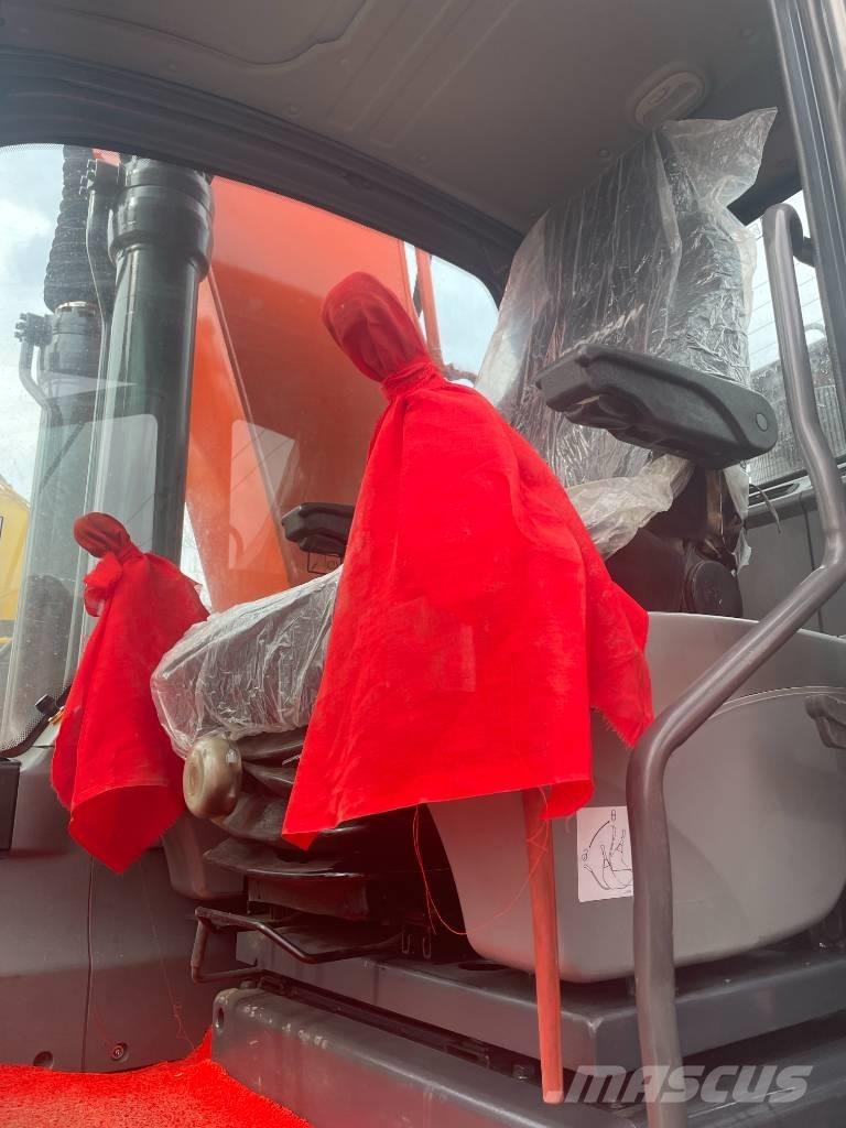 Doosan DX 225 Гусеничные экскаваторы