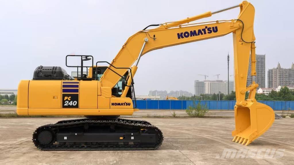 Komatsu PC 240 LC Гусеничные экскаваторы