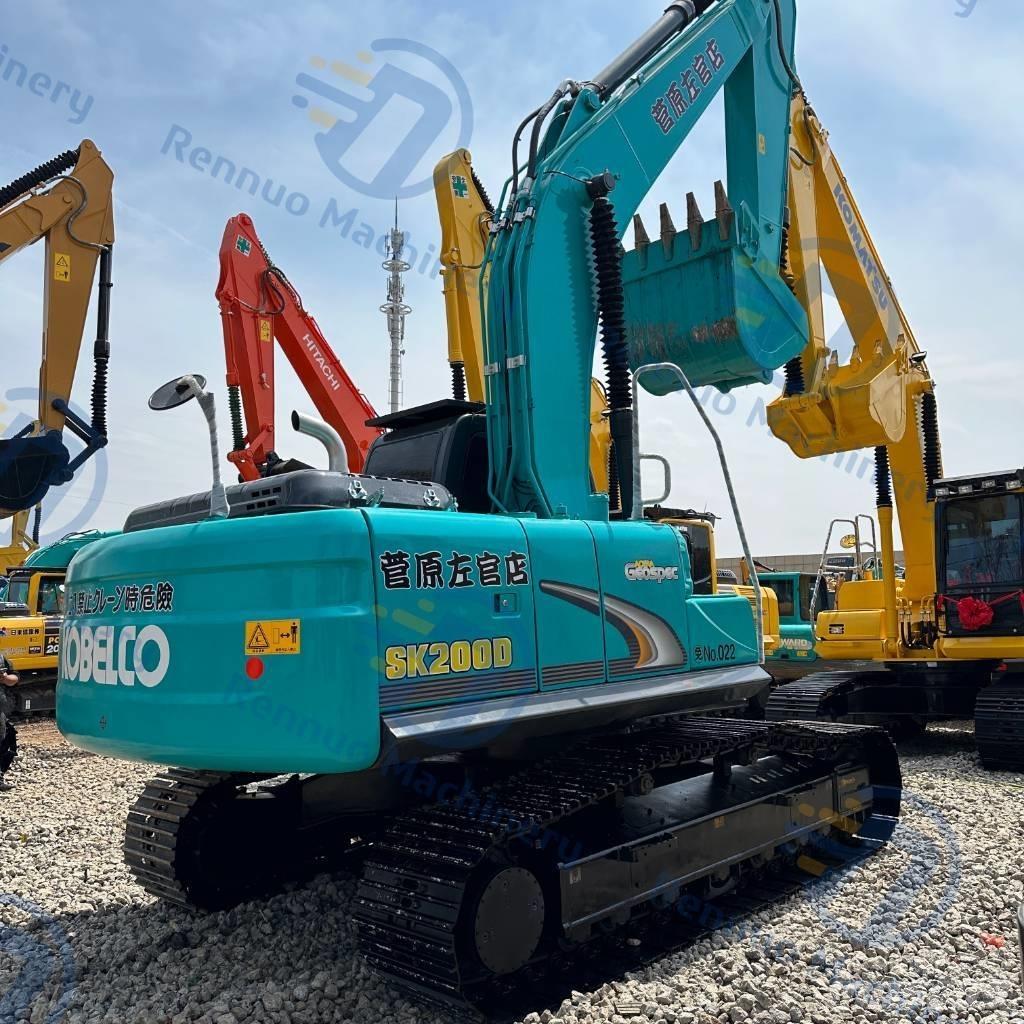 Kobelco SK 200 Гусеничные экскаваторы