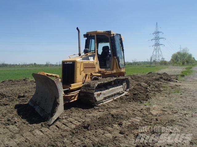 CAT D 5 G XL Гусеничные бульдозеры