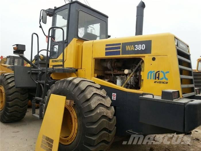 Komatsu WA 380-3 Фронтальные погрузчики