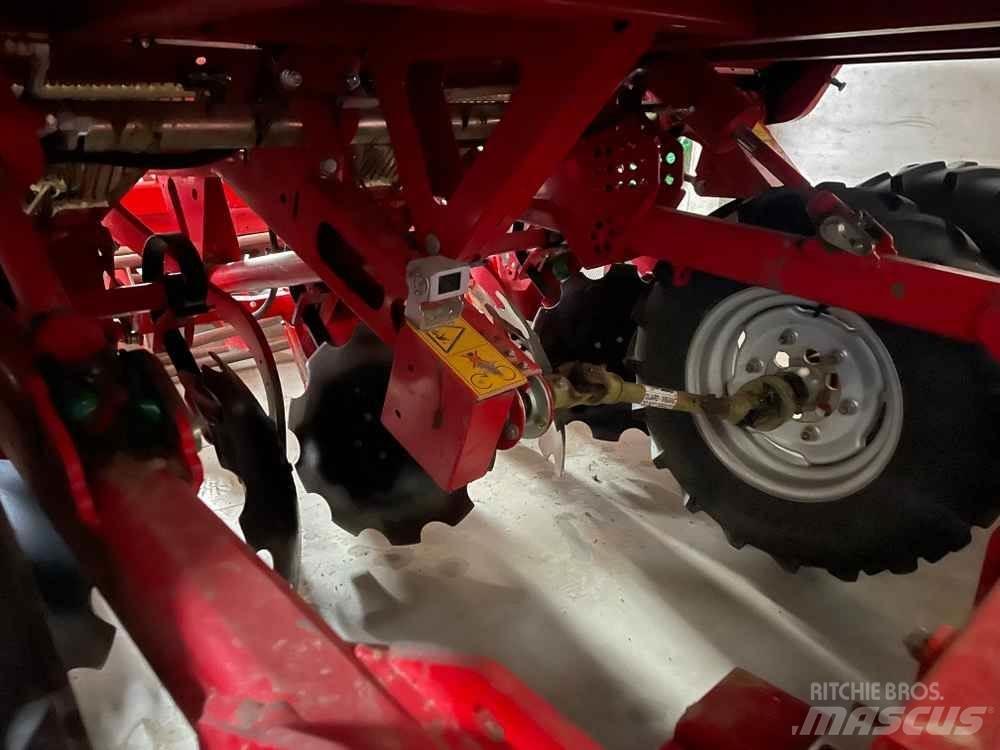 Grimme GL 420 Картофелесажалки