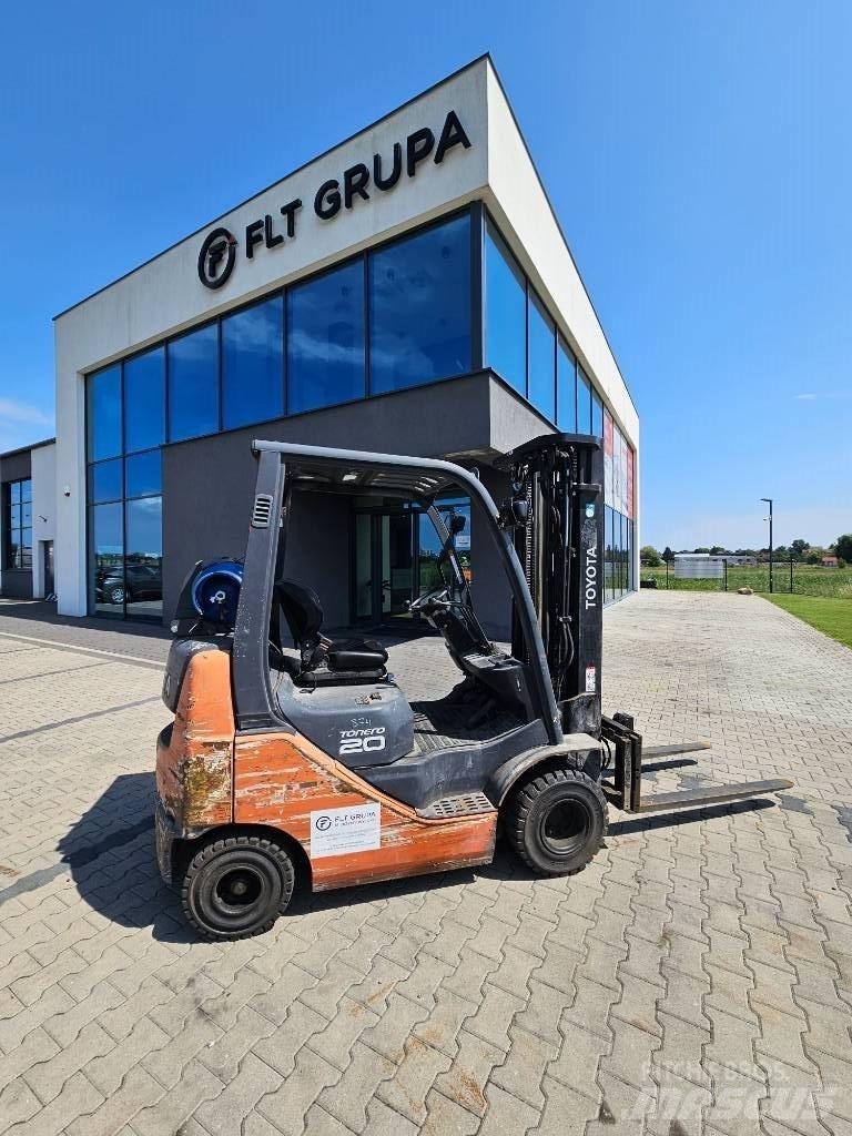 Toyota 02-8 FGKF 20 Газовые погрузчики