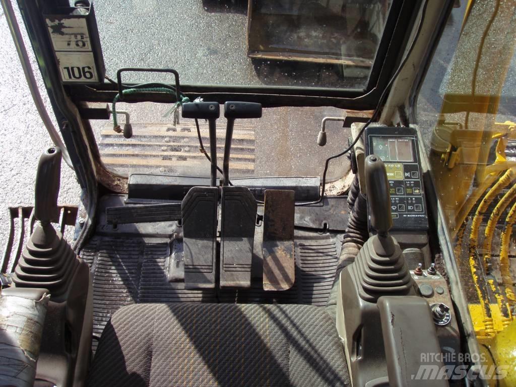 Komatsu PC120-5 Гусеничные экскаваторы