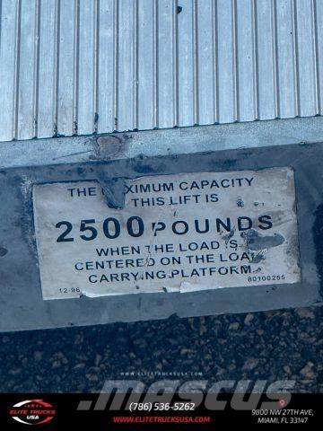 Hino 195 Специальные грузовики